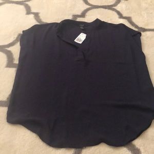 Loose navy blue blouse